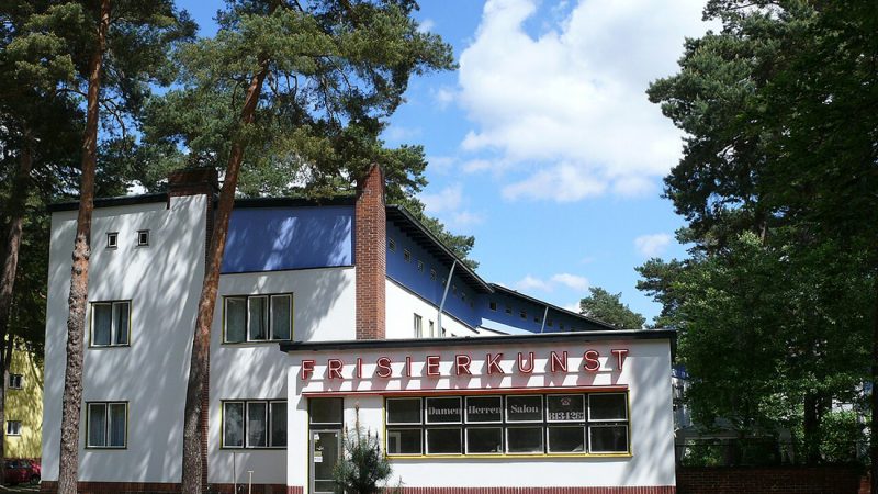 Berlin-Zehlendorf, Waldsiedlung, Riemeisterstraße (Bild: Fridolin freudenfett (Peter Kuley), CC BY-SA 3.0, 2013)