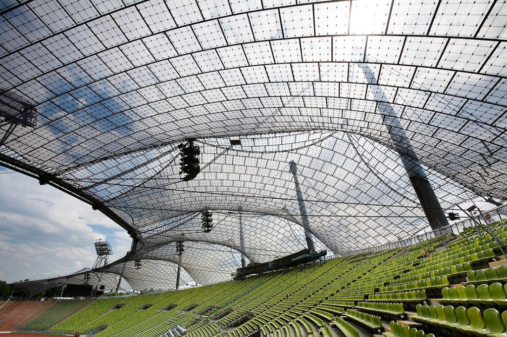 München, Olympiastadion, Frei Otto, Behnisch und Partner, 1972 (Bild: Jorge Royan / http://www.royan.com.ar, CC BY-SA 3.0, 2007)